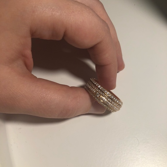 Piaget Possession 18K Rose Gold & Diamond Ring - Picture 6 of 7